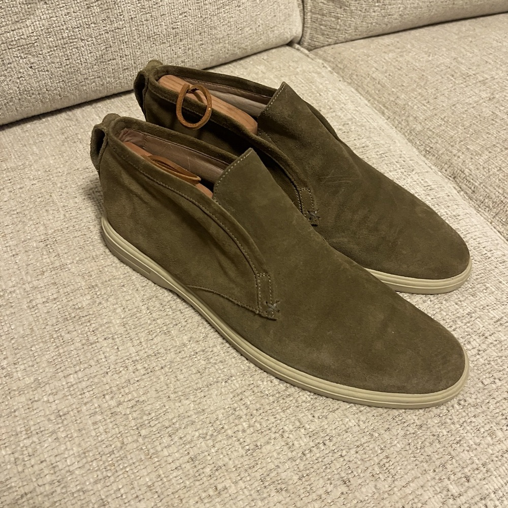 Peter Millar
Men's Excursionist Suede Chukka Boots